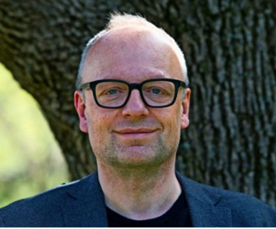 portrait Burkhard Kosminki